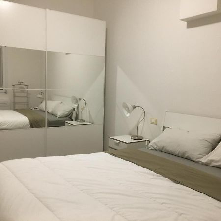 Intero Appartamento Centralissimo ボローニャ エクステリア 写真
