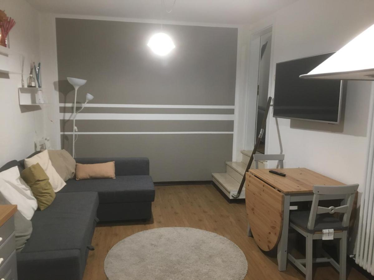 Intero Appartamento Centralissimo ボローニャ エクステリア 写真